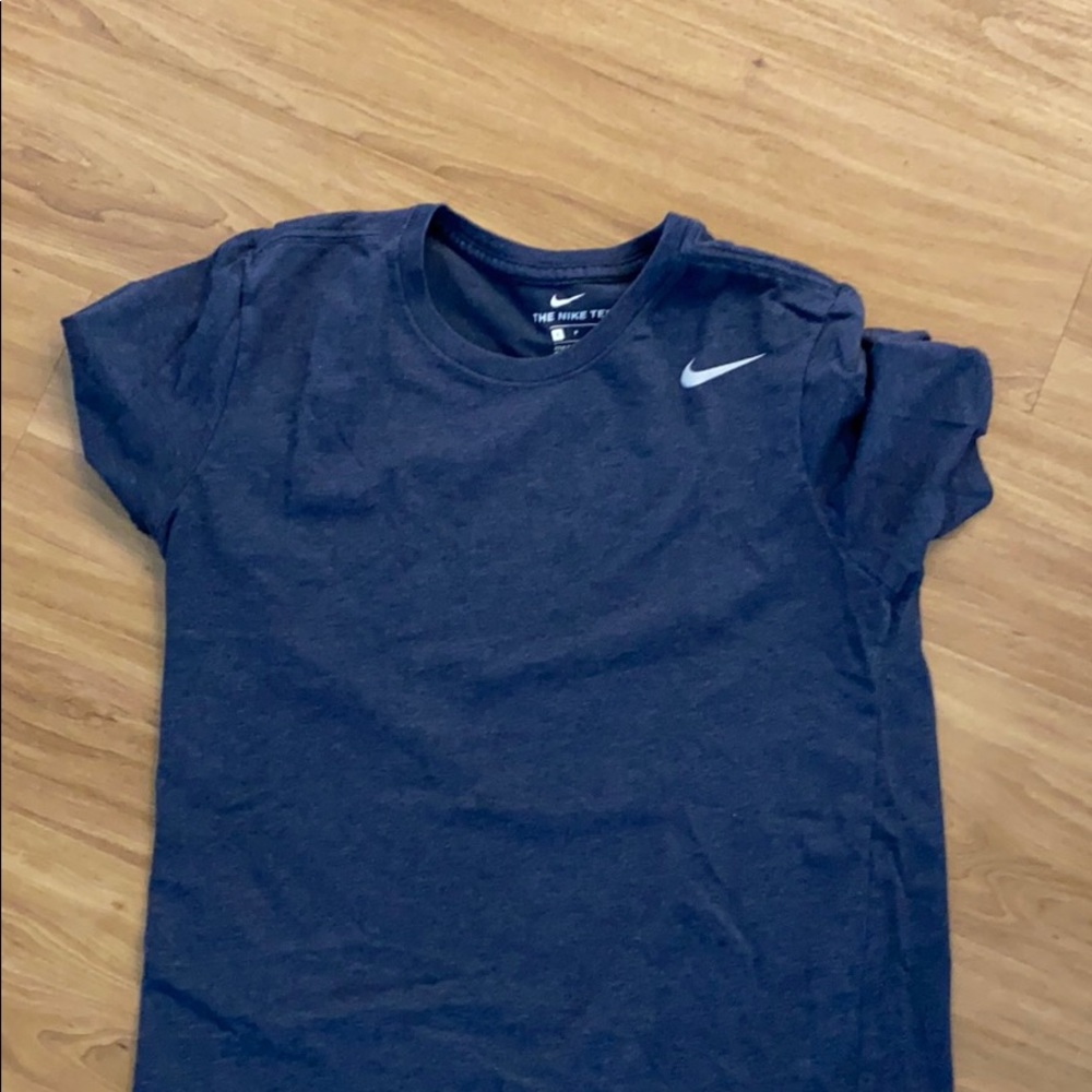 Nike T-shirt navy